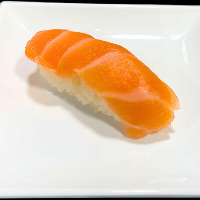 Salmon (n)