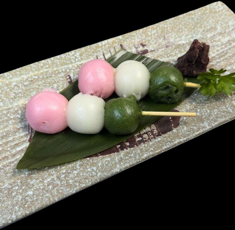 3 Color Dango